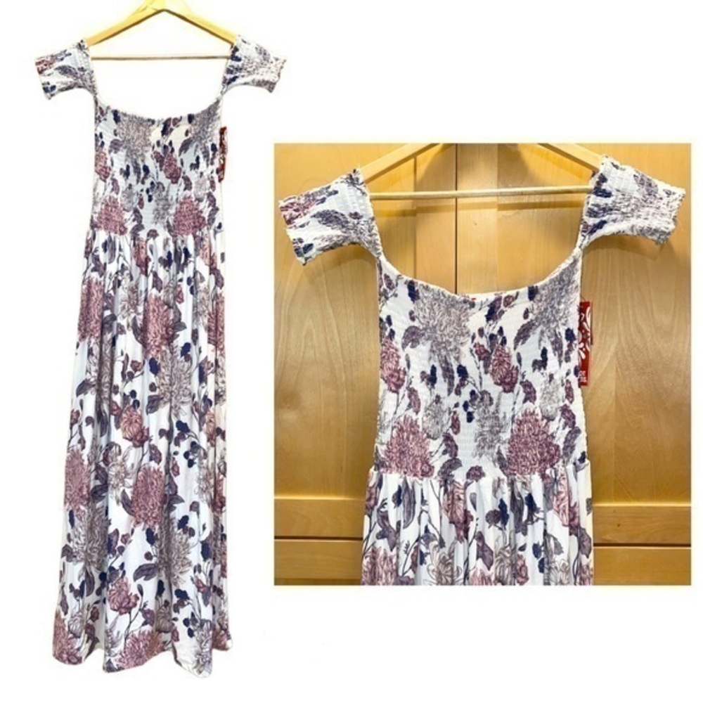 Hot Kiss Maxi Dress Off White wi/Purple Floral Print NWT Size Medium